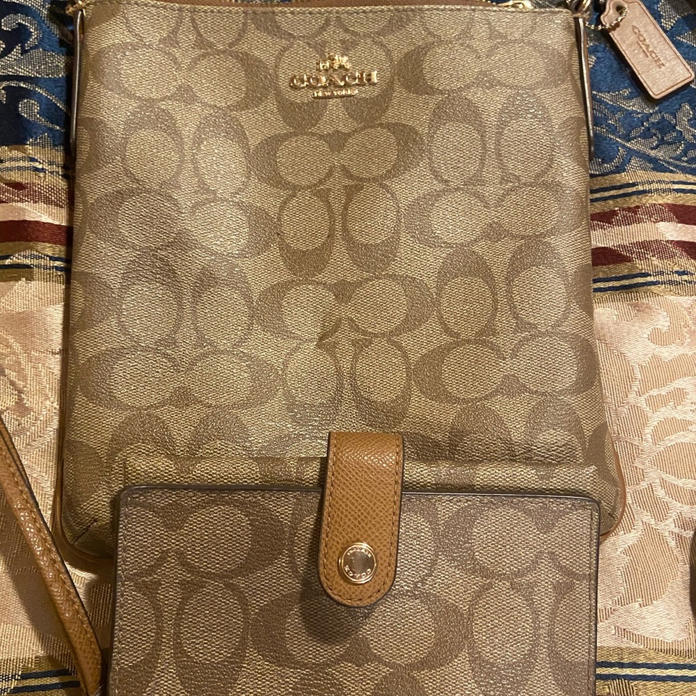 Coach crossbody bag with wallet